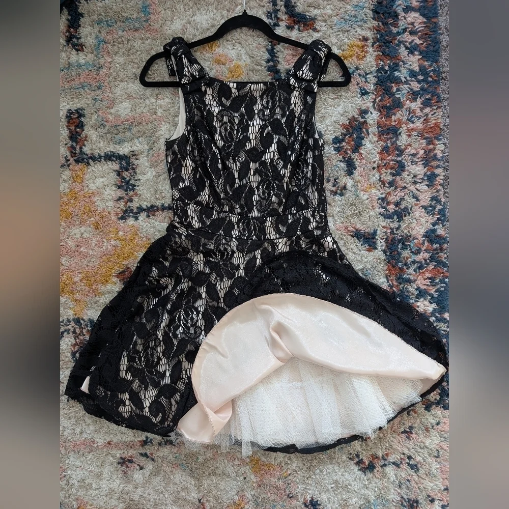 Way-In Clothing Co. Black Lace Short A-Line Dress